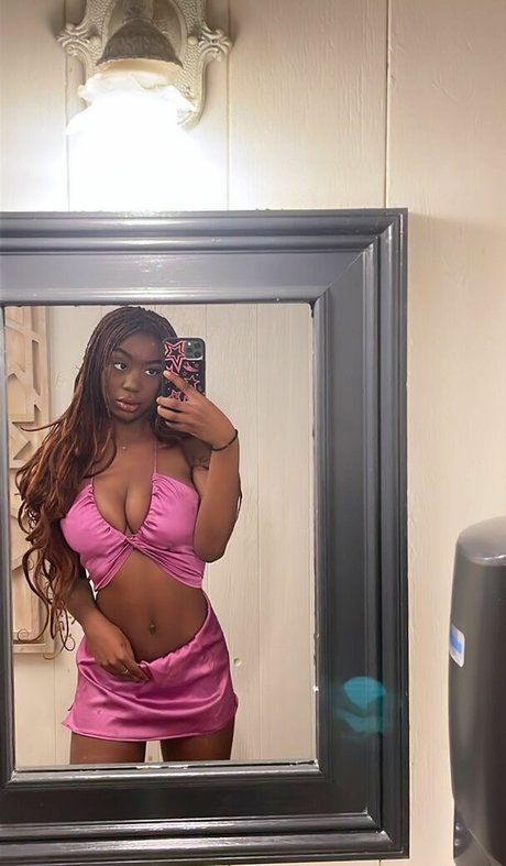 Majormommyissues ポルノスター エロティック 写真