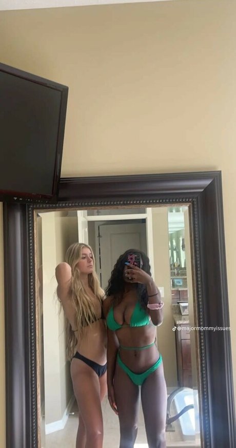 Majormommyissues 最高の女優 画像