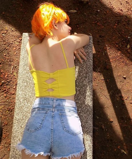 Sollchiss ポルノスター エロティック 写真