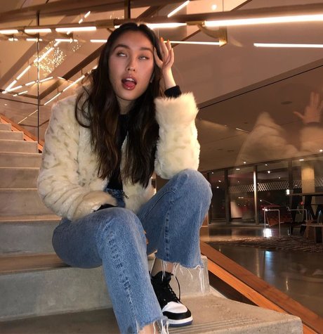 Olivia Sui ホットなスター 写真