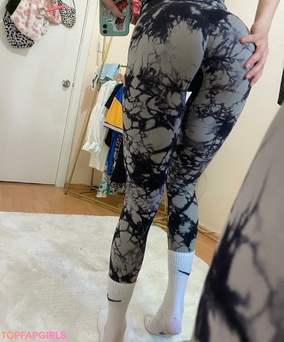 赤毛ディルドOnlyFans セクシーヌード 画像