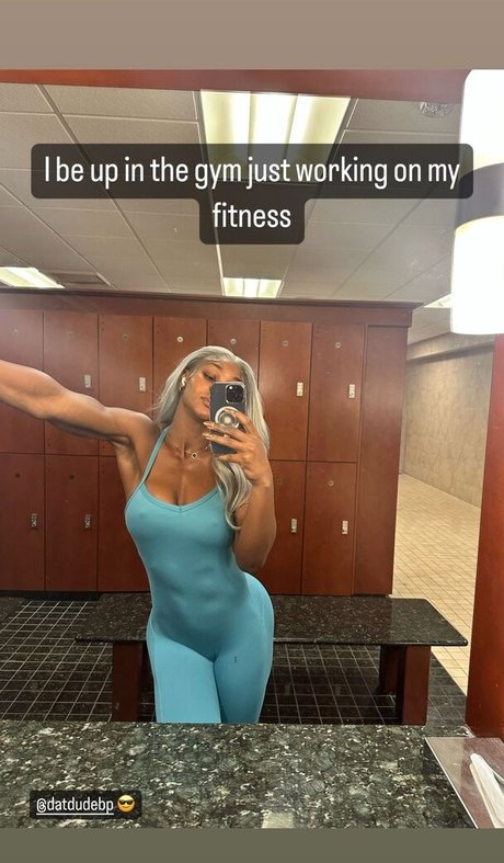 ナチュラルポーグオンリーファン 美しいヌード 写真