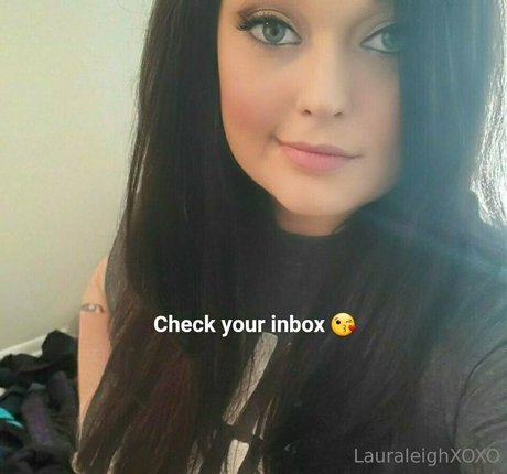the laurajohnson 高品質モデル 写真