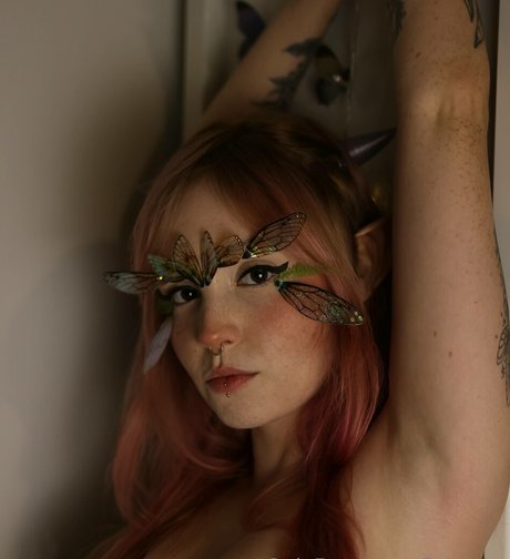 Flavia Sayuri ヌードモデル 写真