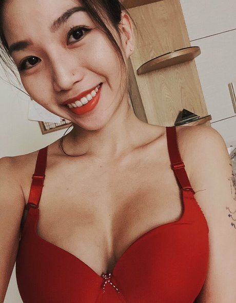 immaddiechan ポルノスター 裸 画像