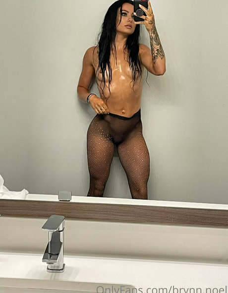 Brynn Noel ポルノスター トップ 画像