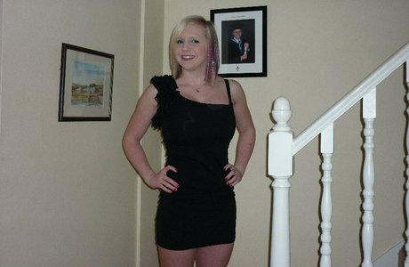 Katy Yardley 裸の女優 画像