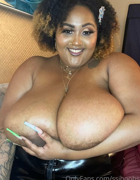 ssjboobs セックスモデル 画像