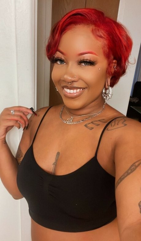 Lovelychanel 完璧なポルノスター 写真