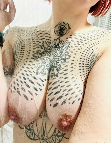 lucylleph1 ヌードスター 写真