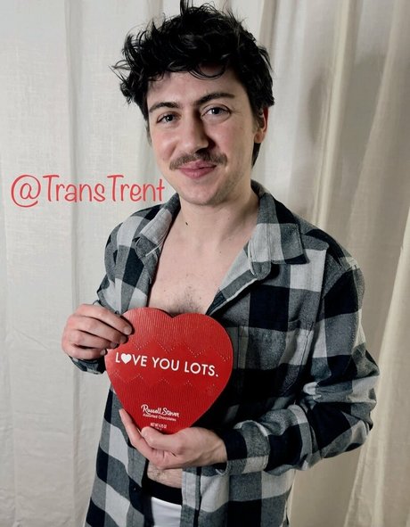transtrentfree ポルノスター 裸 画像