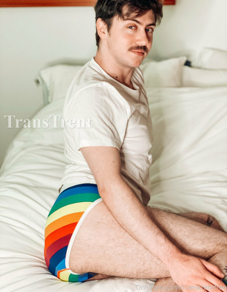 transtrentfree 無料のポルノスター 画像