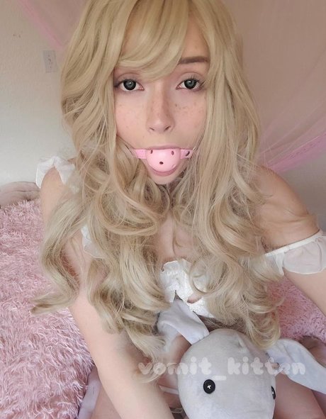 xxbambibratxx ヌードのポルノスター 画像
