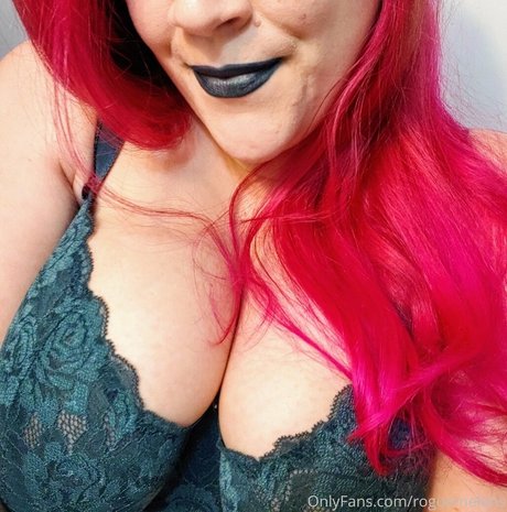 roguemelons ヌードのポルノスター 写真