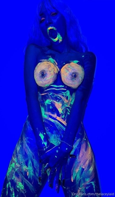 thelaceylaid 美しいモデル 画像