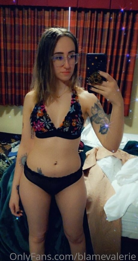 blamevalerie セックスモデル 画像