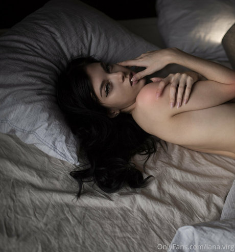 lana virg 美しいスター 画像