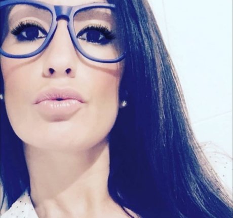 Lara Moreno ホットモデル 写真