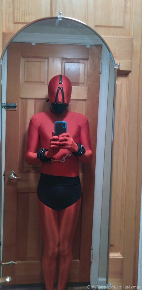 sir latexman 裸モデル ギャラリー