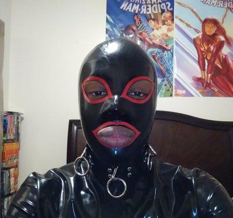 sir latexman ヌードモデル 写真