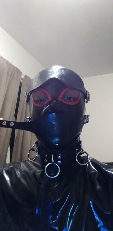 sir latexman セクシー女優 写真