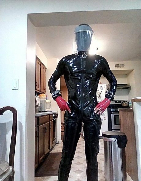 sir latexman ポルノスター xxx 写真