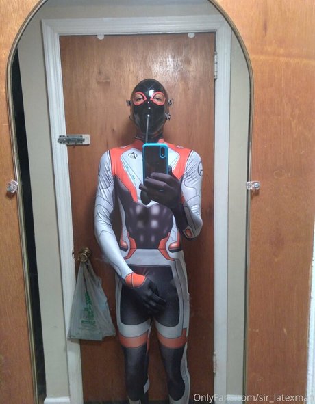 sir latexman 高品質スター 写真