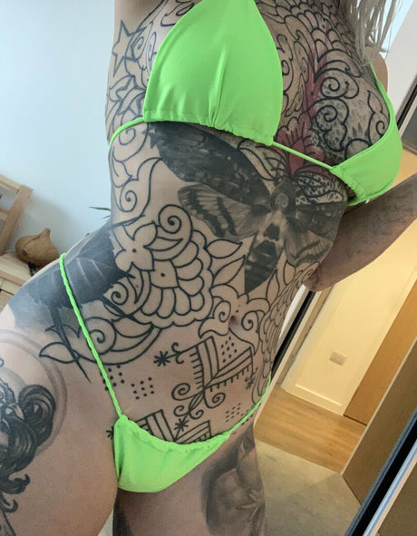 missalexistattoo 限定スター 画像