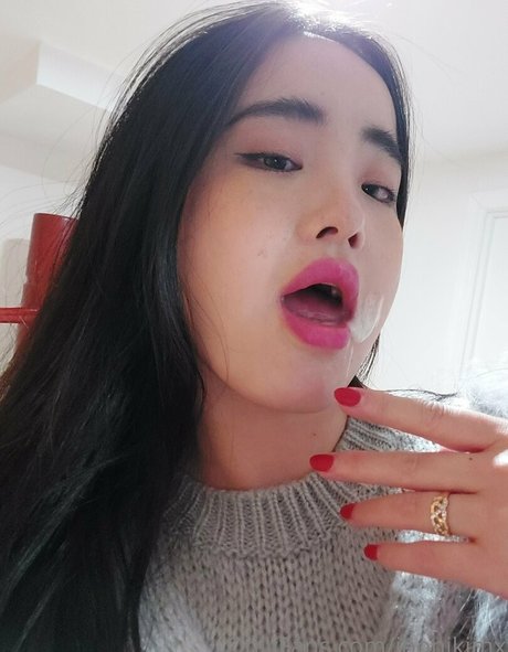濃厚なソロOnlyFans 美しいポルノ ギャラリー