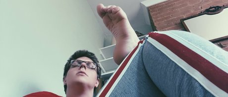 softboyfeetx 美しいスター 画像