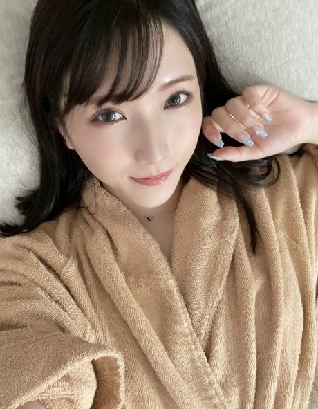 Hikaru Miyanishi かわいいスター 写真