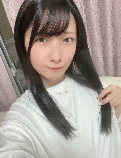 Hikaru Miyanishi ポルノスター アート 写真