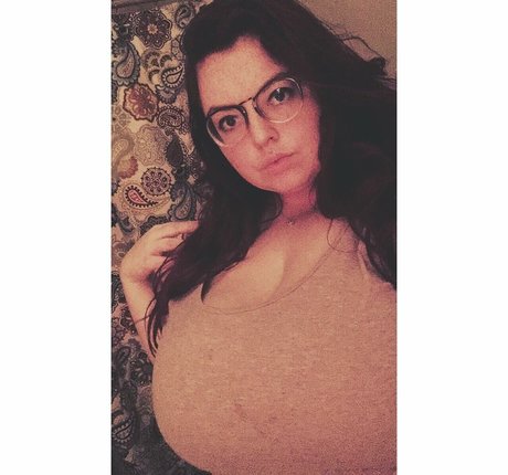 ahitsnatalie ポルノスター 写真