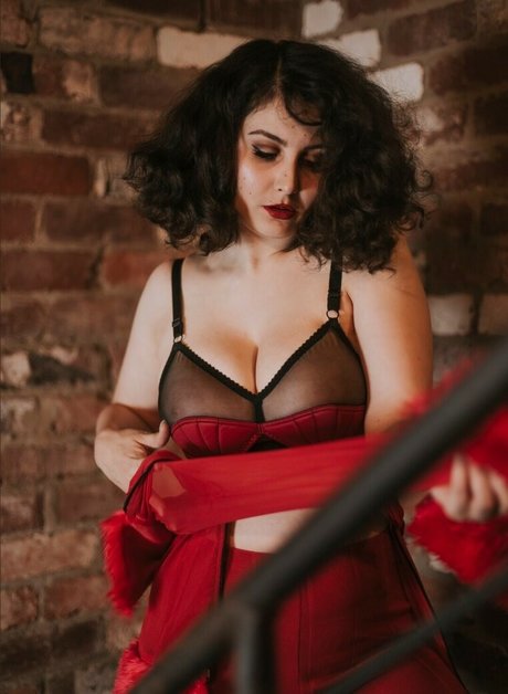 Aimee Leigh ポルノスター セックス 画像