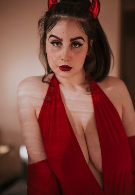 Aimee Leigh 限定モデル アーカイブ
