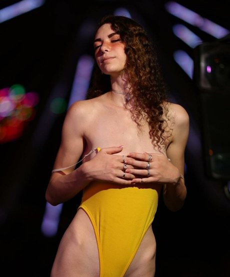 Eden Ayalon 独占モデル 写真