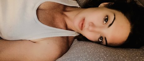 iamnotyoursub エロティックなスター 写真