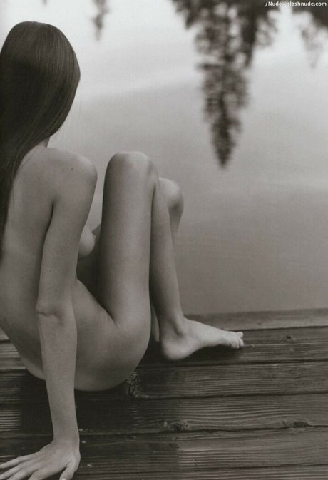 Anouck Lepere HD女優 ギャラリー