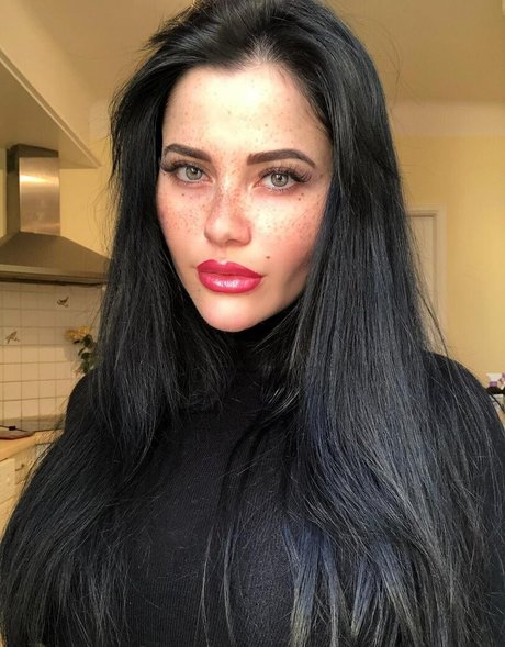Aurore Pariente トップモデル 写真