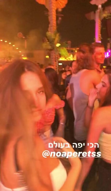 Noa Perets セクシーモデル 写真