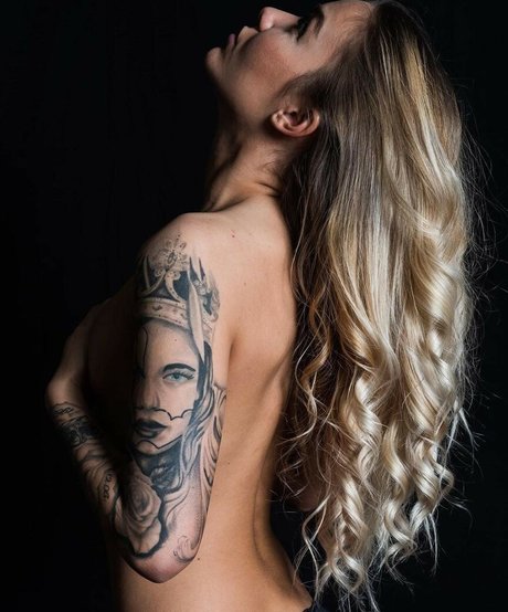 jennifer szmsi ポルノスター 写真