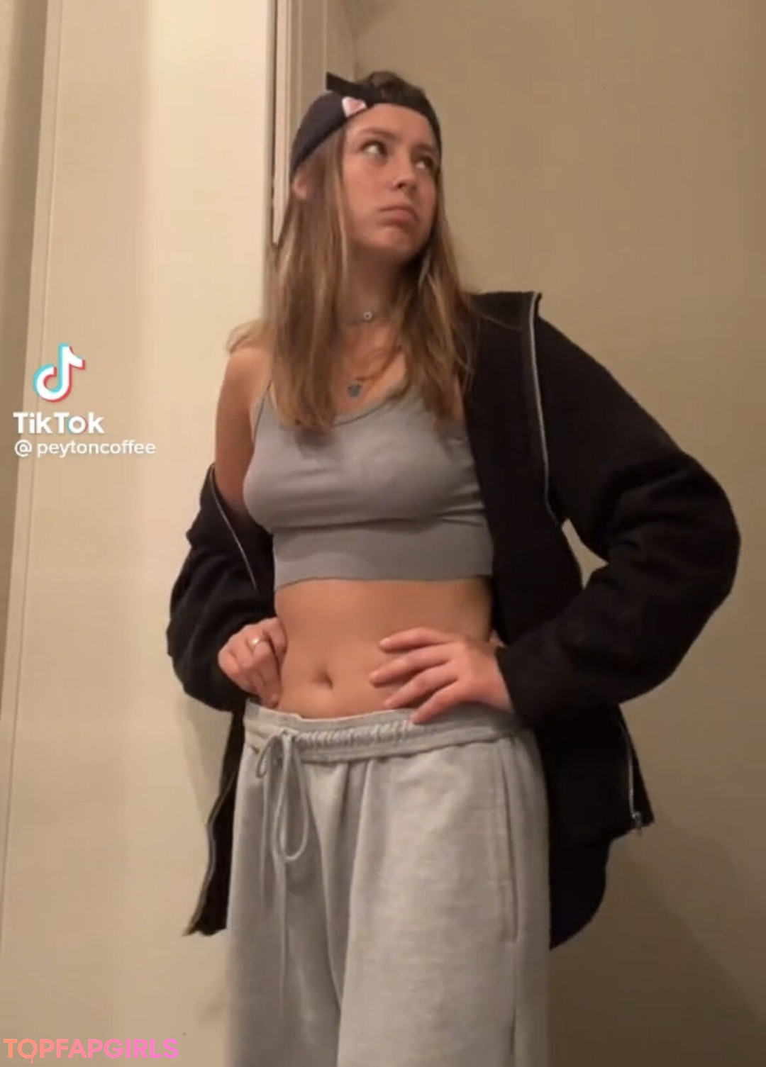 Peyton Coffee セックス女優 画像