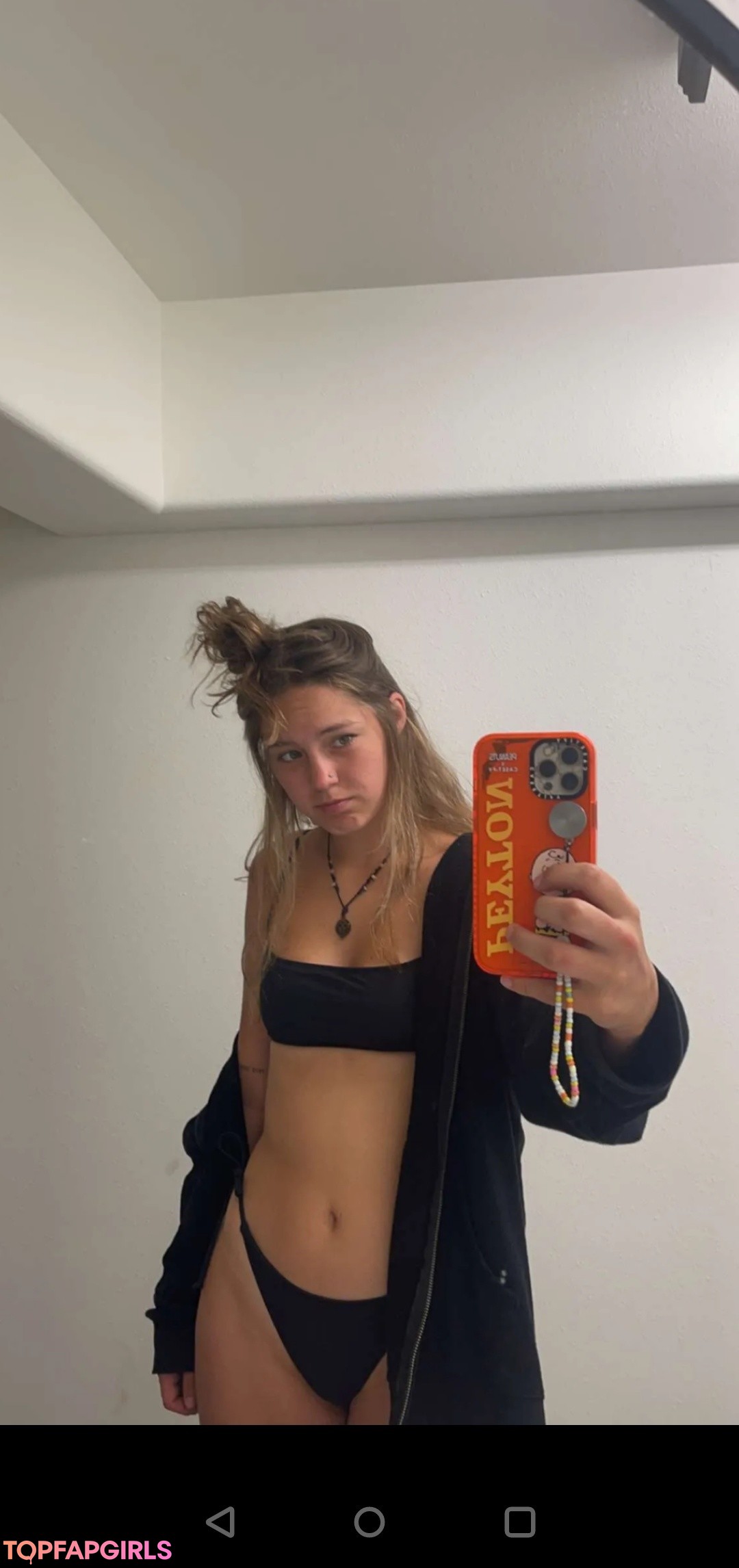 Peyton Coffee ポルノスター アート アーカイブ