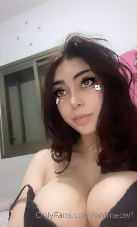 onlmeow1 ホットなポルノスター 写真