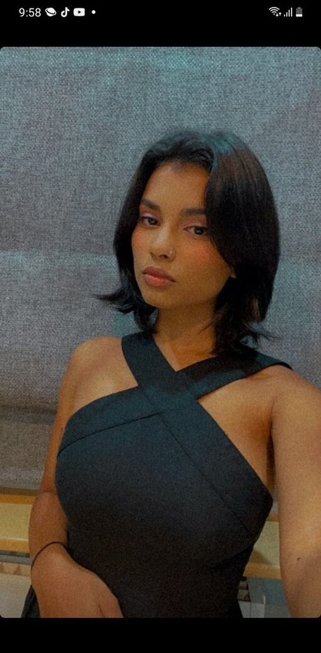Sin xia セクシー女優 写真