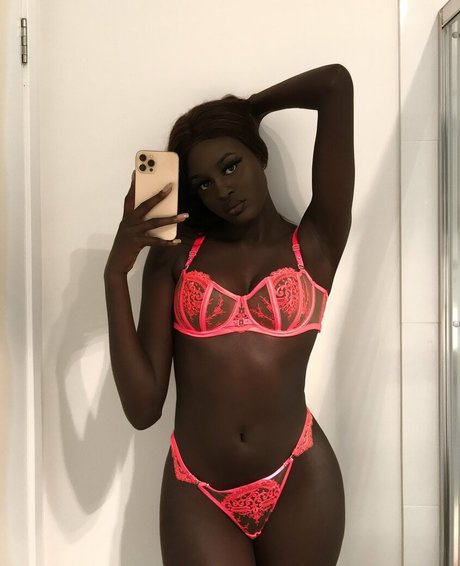 Anyang Deng 完璧なモデル 写真