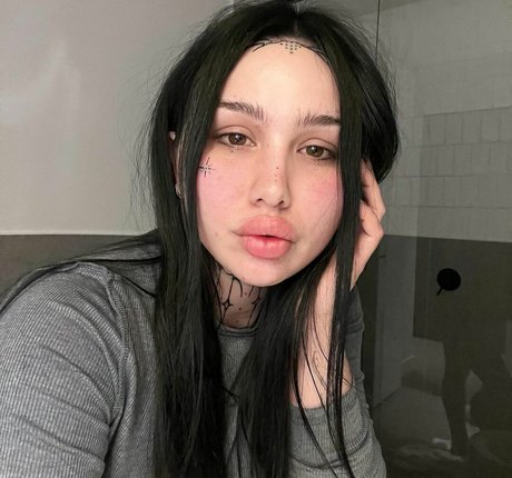 valyrian x x x 素敵なモデル 画像