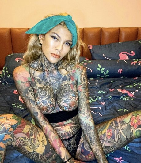 Sour heart1 ポルノスター 写真