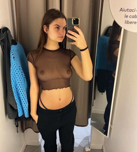 Arianna Faccani ホットモデル 写真