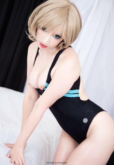 Kitty Honey Cosplay 高品質のポルノスター 写真